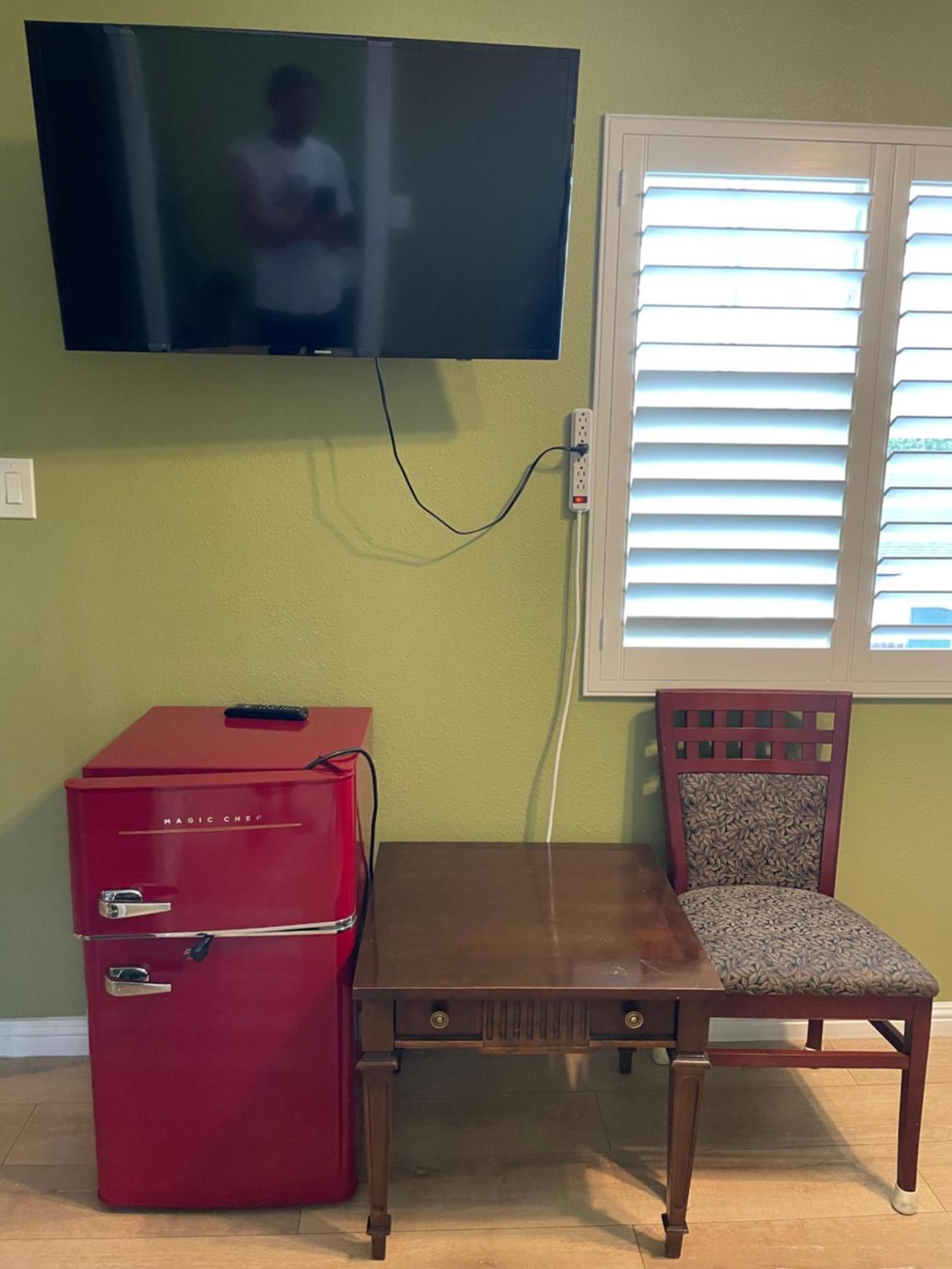 Habitación en casa particular Private In Angeles With Wifi, Tv, And View Of Hollywood Sign & Shared Kitchen *